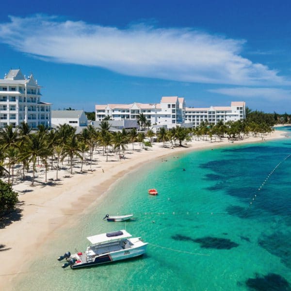 Riu Ocho Rios | All-Inclusive Jamaica Destination Weddings | Honeymoons Inc