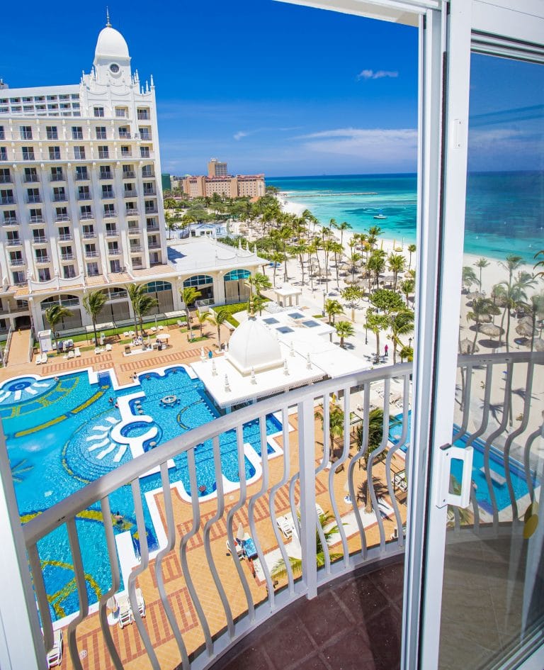 Riu-palace-aruba-double-room-4 