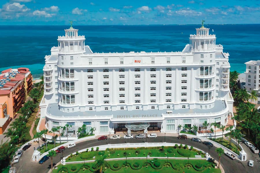 riu palace las americas resort | Honeymoons Inc