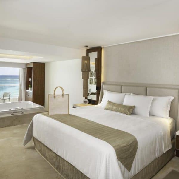 Sun Palace | Best All-Inclusive Cancun Honeymoon Resorts | Honeymoons Inc