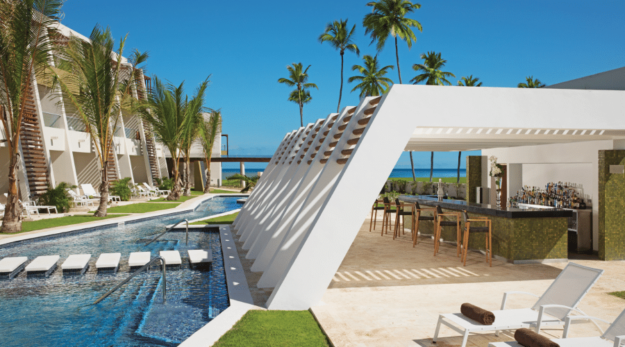 Dreams Onyx | Best Punta Cana Wedding Resorts | Honeymoons Inc